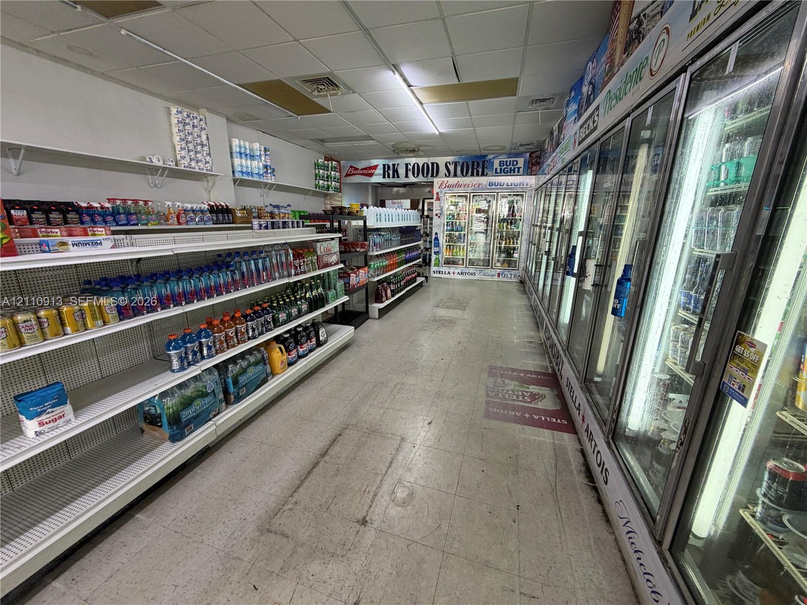 Grocery and convenience store business for sale at 1842 Harrison Street, Hollywood, FL 33020