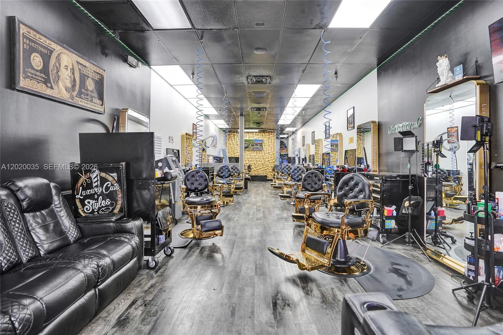Luxury barbershop for sale in Royal Palm Beach, FL