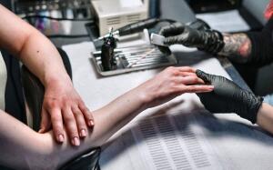 Nail salon for sale in Homestead, FL